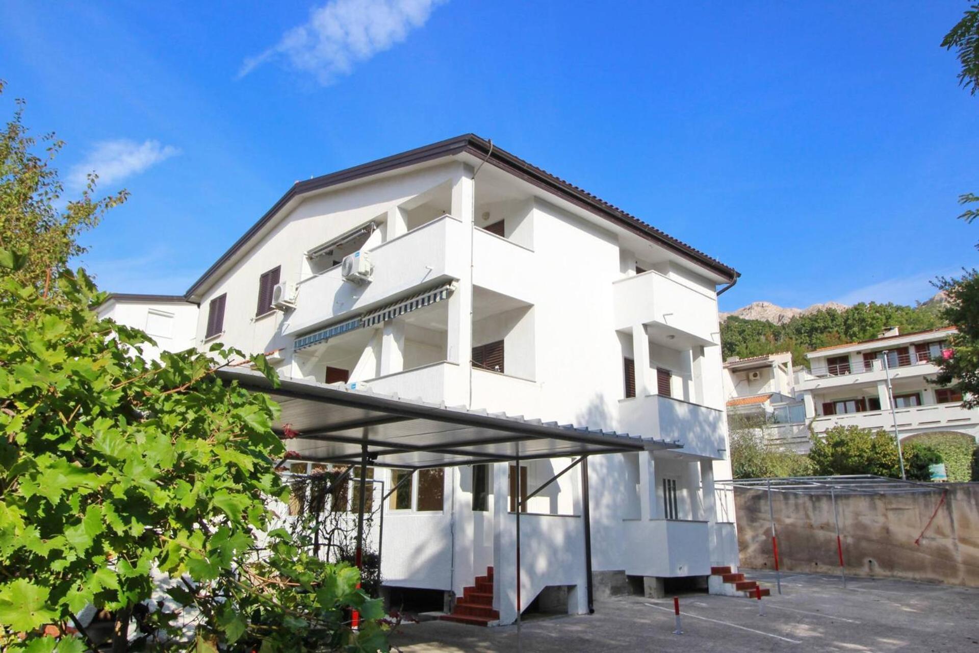 Konukevi Sersic 3*